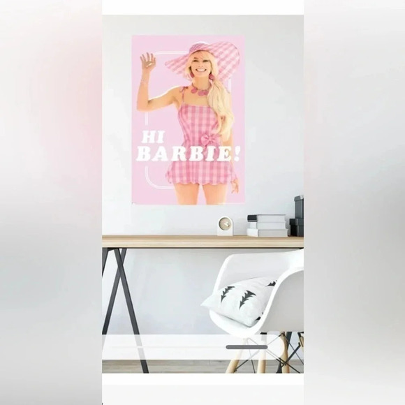 BARBIE Hi Barbie Trends Poster 22.375 x 34 - Picture 3 of 3